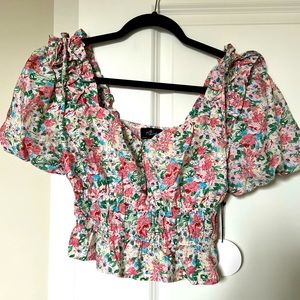 NWT Milk & Honey Floral Puff Sleeve Top